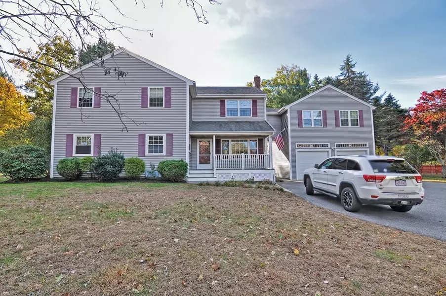 425 Salem Street, Lynnfield, MA 01940