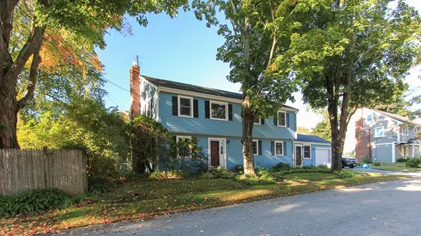 31 Orchard Road, Hamilton, MA 01982