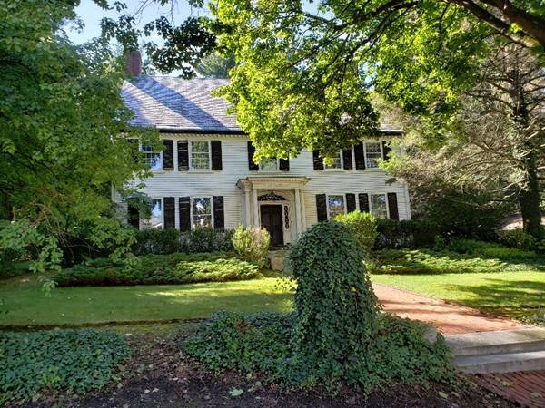 11 Heath Hill St, Brookline, MA 02445