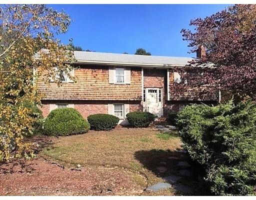 27 Hawk Ave, North Attleboro, MA 02760