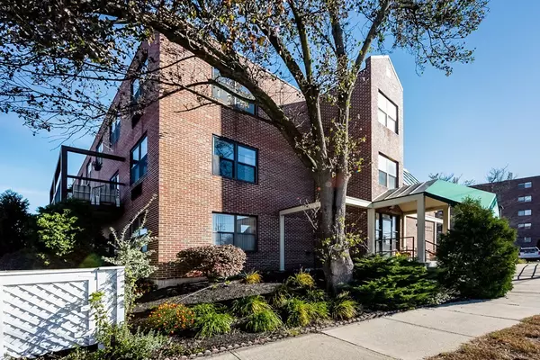 605 Eastern Avenue #206, Lynn, MA 01902