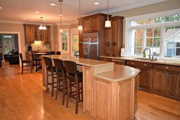 Rochester, MA 02770,248 Alley Rd