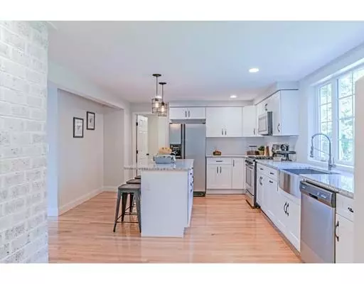 Peabody, MA 01960,167 Russell Street