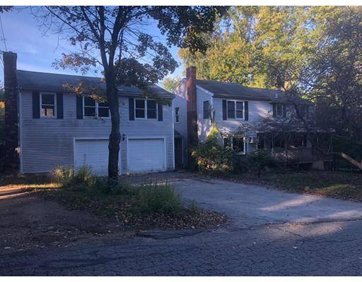 1 Briscoe Rd, Groveland, MA 01834