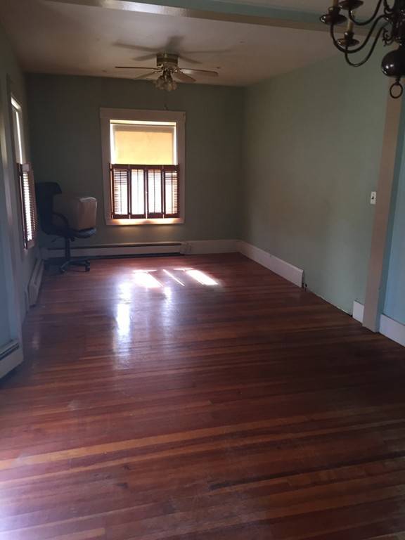 Hull, MA 02045,6 Rockland Cir