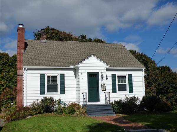 84 Henry St, Fitchburg, MA 01420