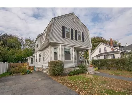 90 Vermont St, Methuen, MA 01844