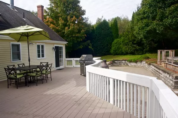 Charlton, MA 01507,15 Whitby Rd
