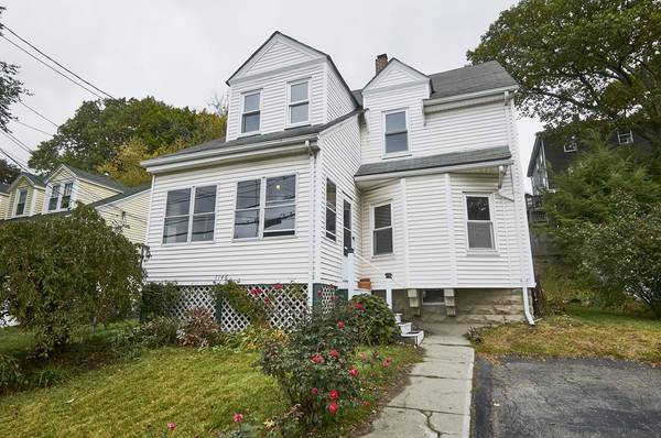 1146 Chestnut St, Newton, MA 02464