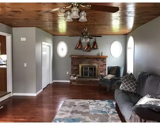 Fairhaven, MA 02719,28 Holiday Drive