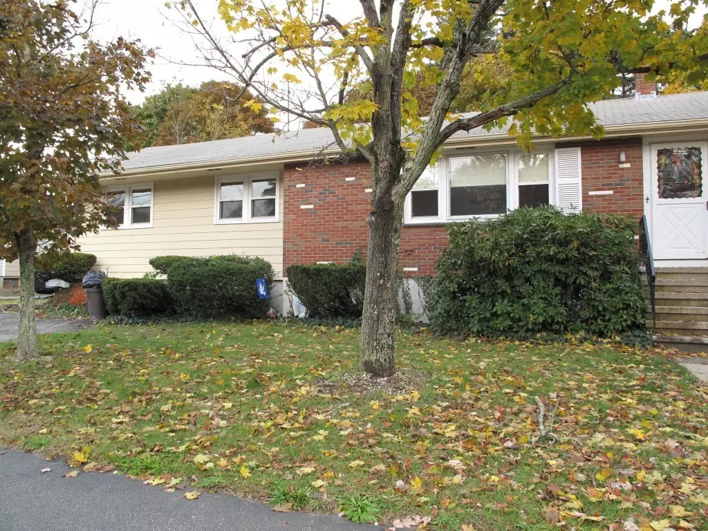 Randolph, MA 02368,8 Robert Road #L