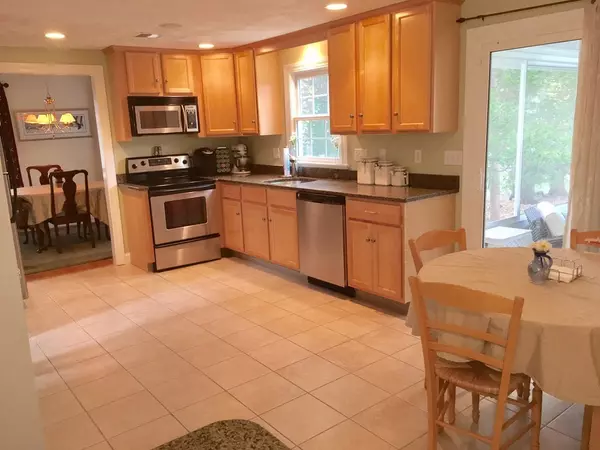 Attleboro, MA 02703,32 Twins Circle