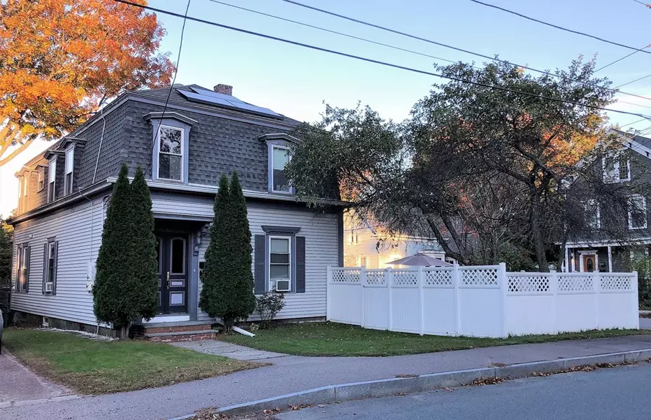 10 Charles St, Westborough, MA 01581