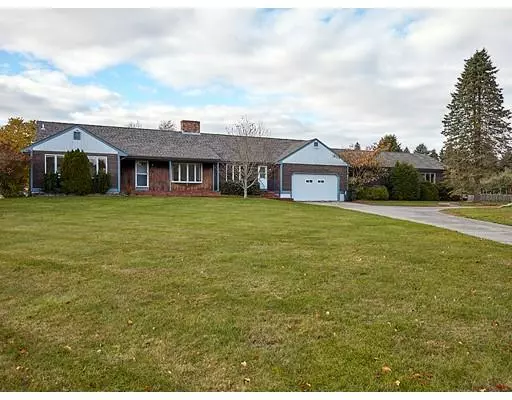 Swansea, MA 02777,99 Joanne Ln