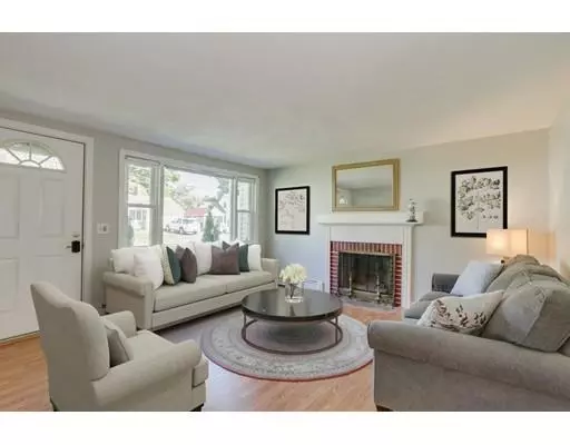 Braintree, MA 02184,58 Lawnview Dr