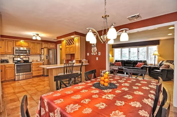 Foxboro, MA 02035,137 South High St.