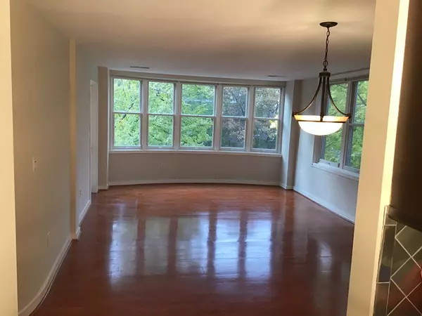 Brookline, MA 02467,26 Holly Lane #2B