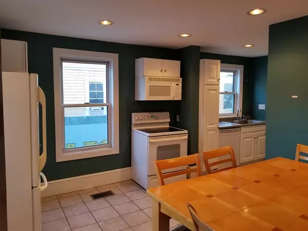 Lynn, MA 01902,155 Tracy Ave