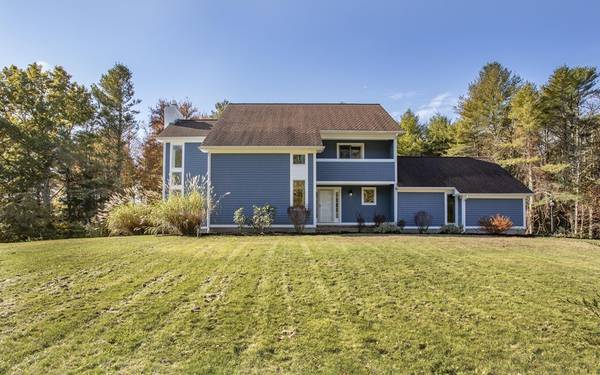 209 Mendell Rd, Rochester, MA 02770