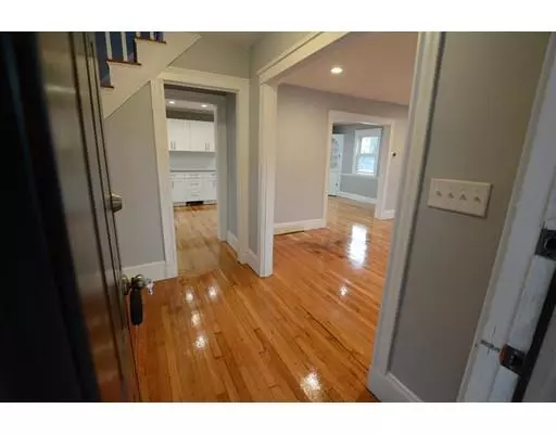 Braintree, MA 02184,15 Beechwood Rd