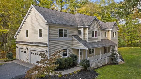 8 Peter Porcaro Dr, Hopkinton, MA 01748