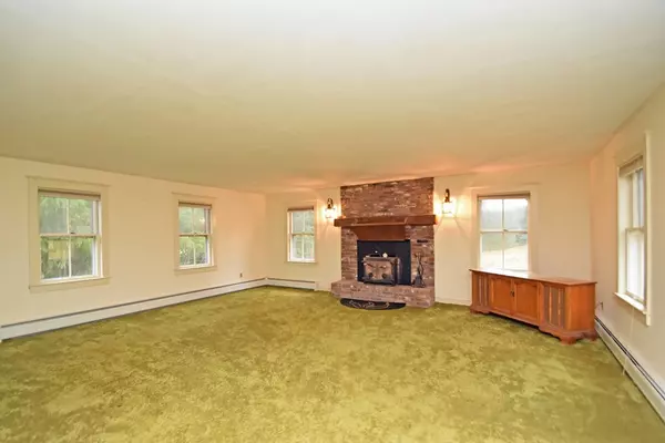 Groton, MA 01450,75 W Main Street