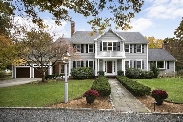 5 Crooked Meadow Lane, Hingham, MA 02043