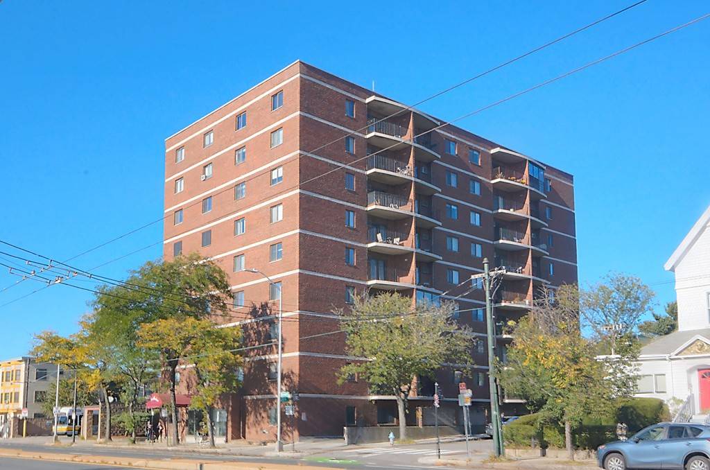 2353 Mass Ave #51, Cambridge, MA 02140