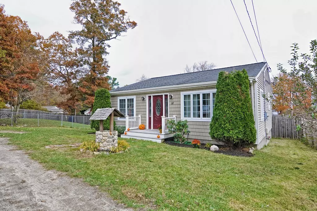 Lakeville, MA 02347,16 Mayflower Rd