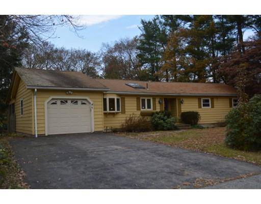 9 Ridge Dr, Dudley, MA 01571