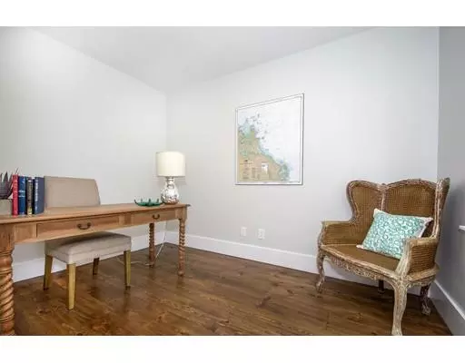 Hingham, MA 02043,486 Main St