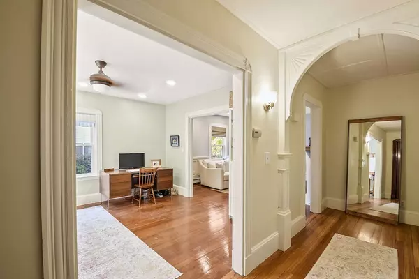 Arlington, MA 02476,57 Wollaston Avenue #1