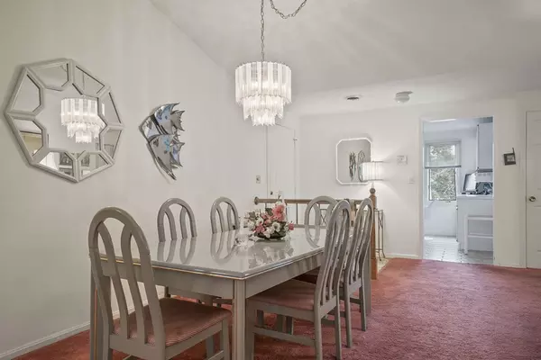 Randolph, MA 02368,44 Union Sq #44