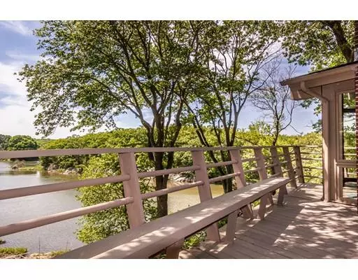 78 Nichols Road, Cohasset, MA 02025