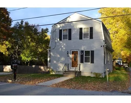 30 Randall Street, Acushnet, MA 02743