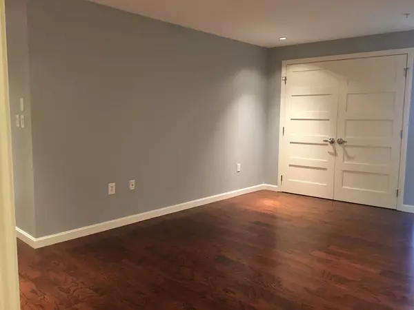 Natick, MA 01760,40 Nouvelle Way #N547