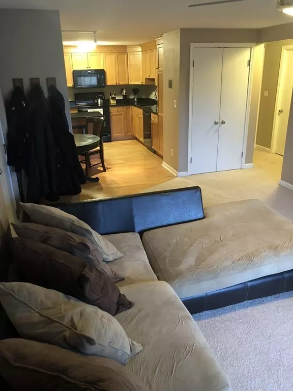 Canton, MA 02021,23 Pine St #K