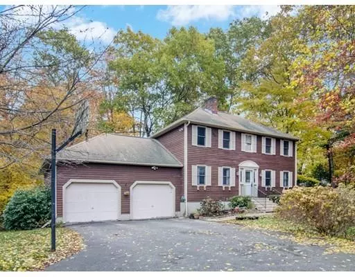 7 Lincoln Circle, Northbridge, MA 01534