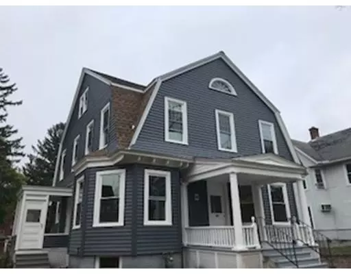 159 Pearl St, Holyoke, MA 01040