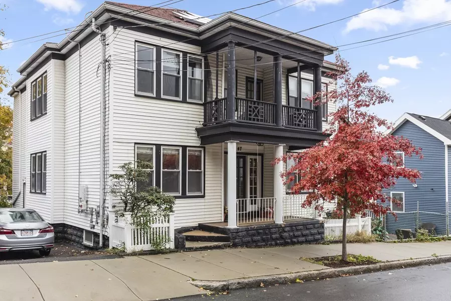 47 Gardner St, Chelsea, MA 02150