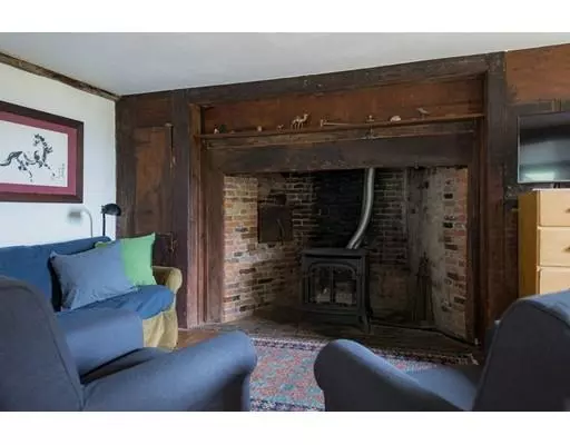 Ipswich, MA 01938,153 Argilla Rd