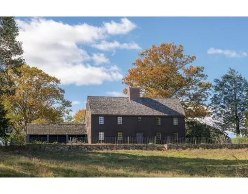 Ipswich, MA 01938,153 Argilla Rd