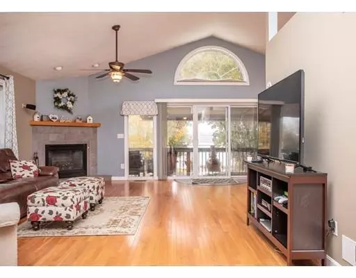 Berkley, MA 02779,41 Riverside Dr