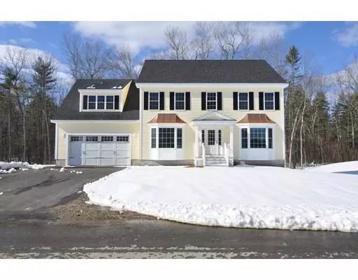 27 Bacon Street,  Pepperell,  MA 01463