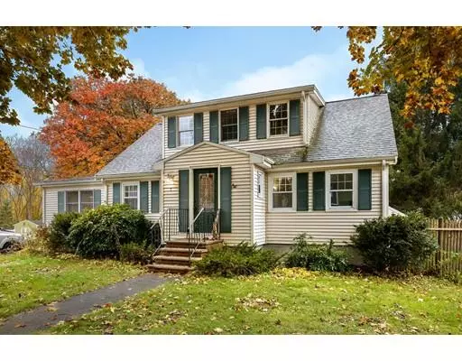 7 Dickinson St, Billerica, MA 01821