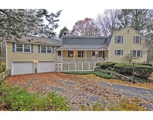 Sutton, MA 01590,27 Maple Lane