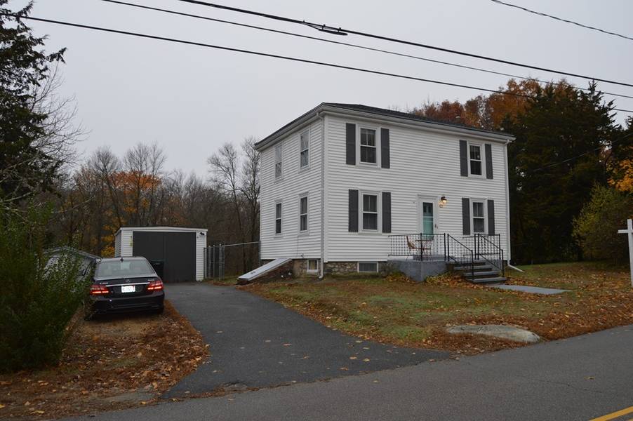 422 Oak St, Bridgewater, MA 02324