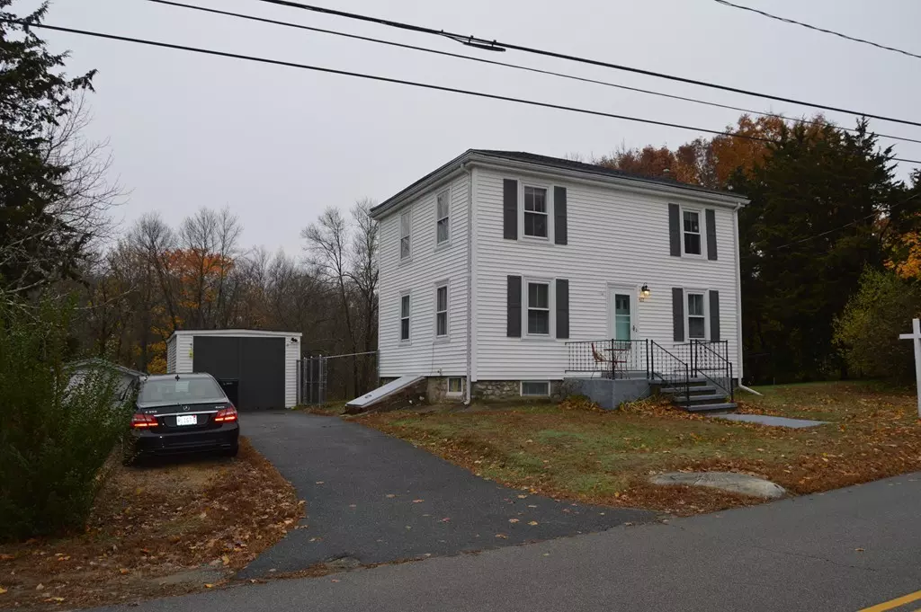 Bridgewater, MA 02324,422 Oak St