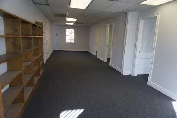 Westford, MA 01886,285 Littleton Rd #12