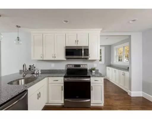 Hingham, MA 02043,123 Ward St